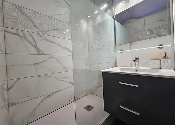 Duplex, Ambiance Nature Avec Vue Sur Les Bateaux Апартаменты *