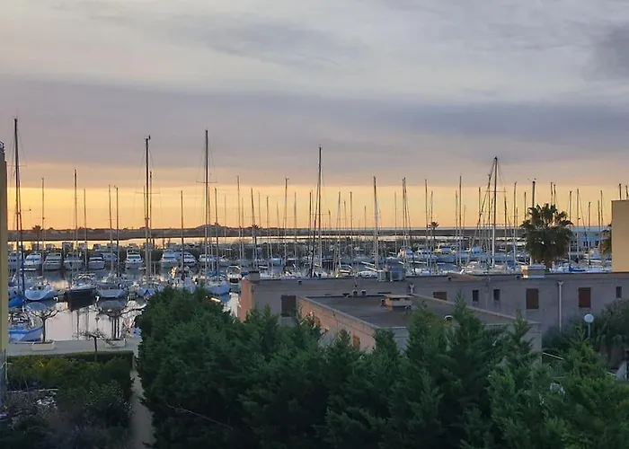 Duplex, Ambiance Nature Avec Vue Sur Les Bateaux Апартаменты Груиссан