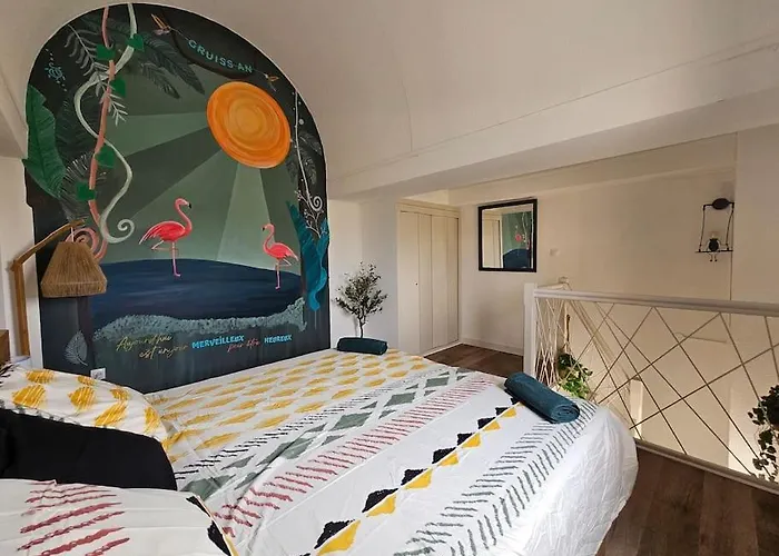 Duplex, Ambiance Nature Avec Vue Sur Les Bateaux Апартаменты Груиссан